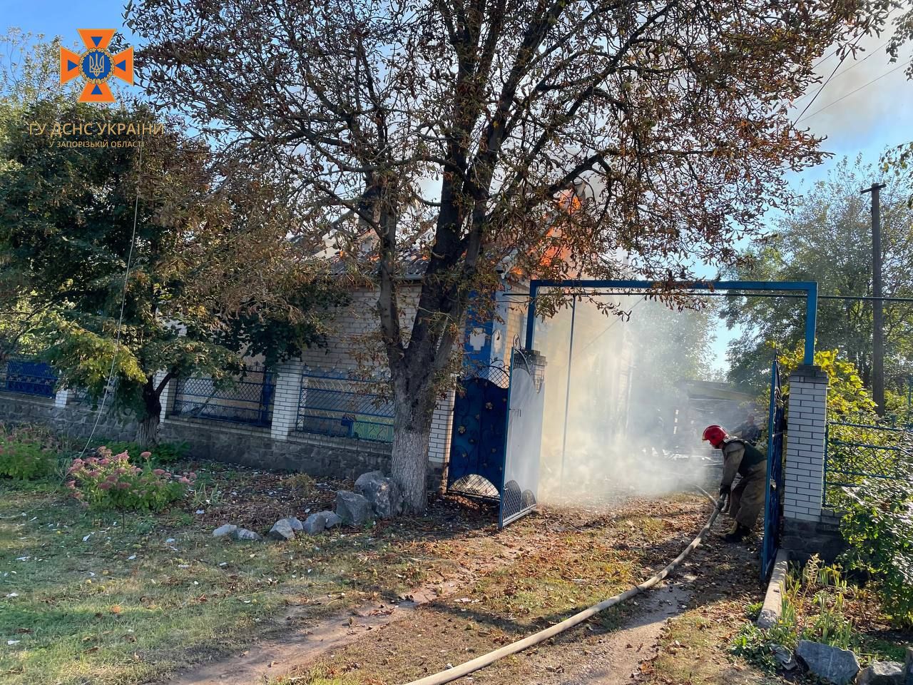 Через російські обстріли в Гуляйполі та Оріхові горіли житлові будинки