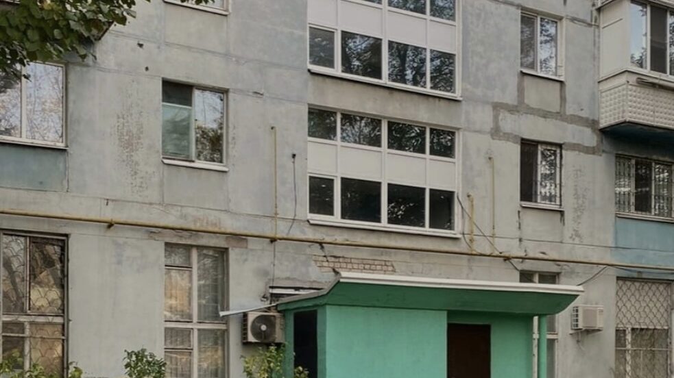 В Запорожье мужчина подделал документы и завладел трехкомнатной квартирой