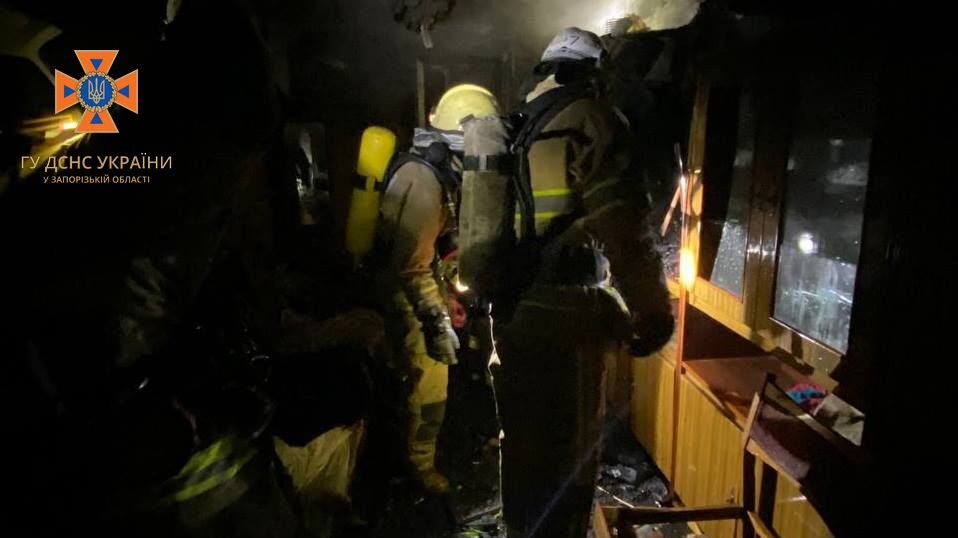 У запорізькій багатоповерхівці сталася пожежа: загинула жінка