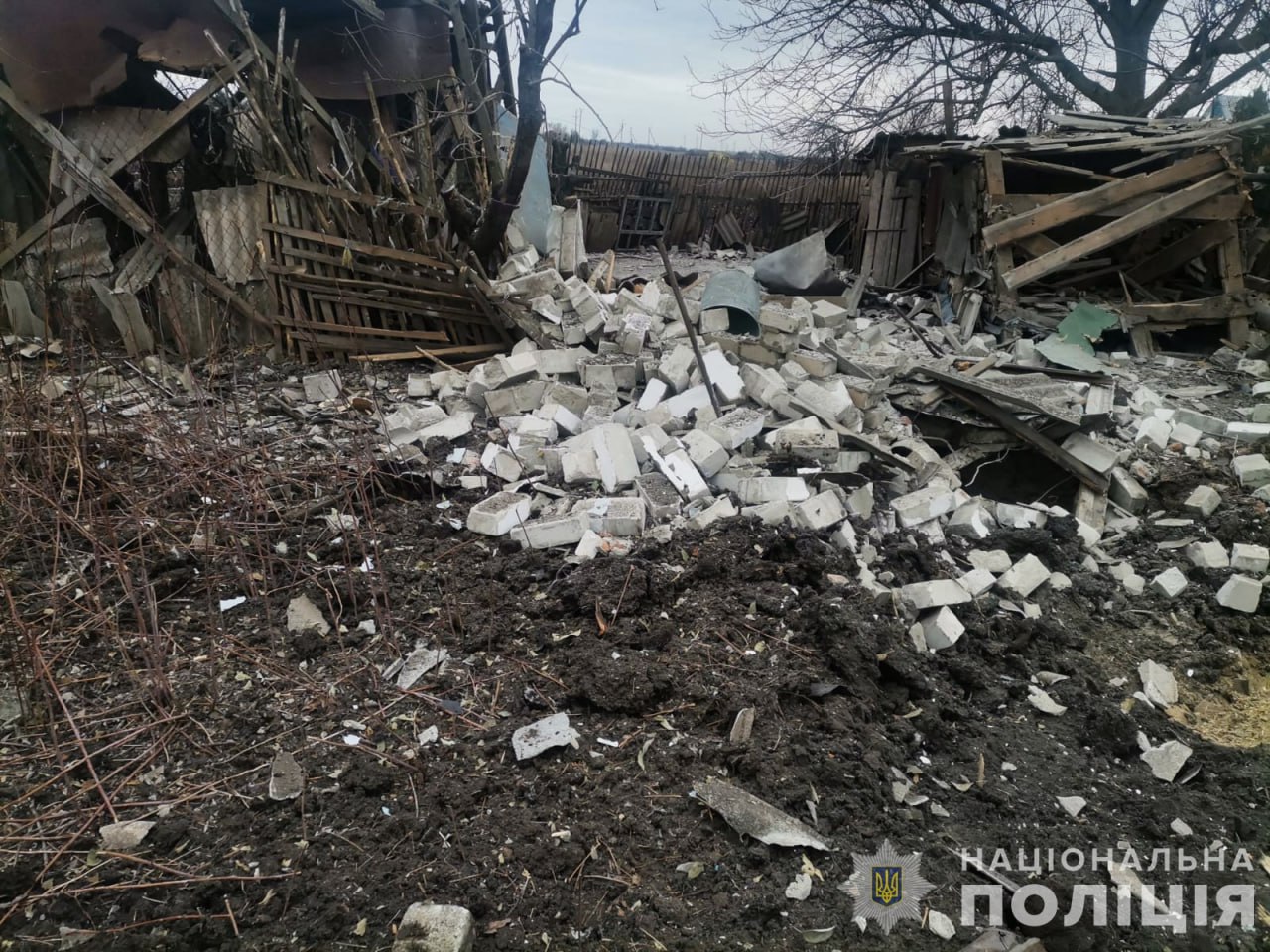 Російські військові скинули на Запорізьку область авіабомбу та здійснили 102 удари з артилерії: зруйновані будинки, — ФОТО