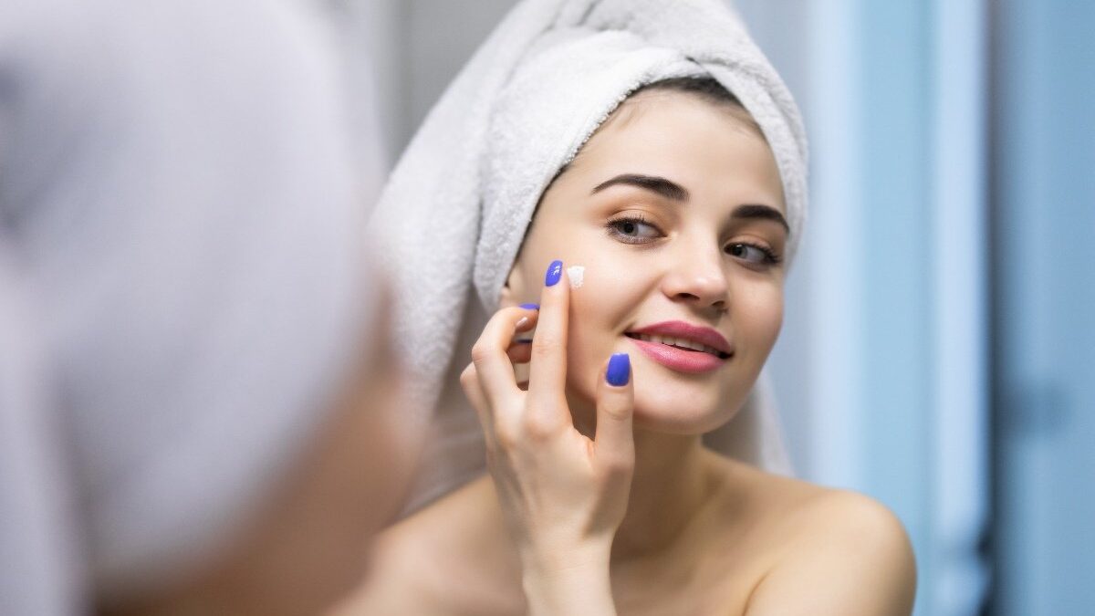 Зволожувальний денний крем CeraVe із SPF25 для захисту шкіри обличчя