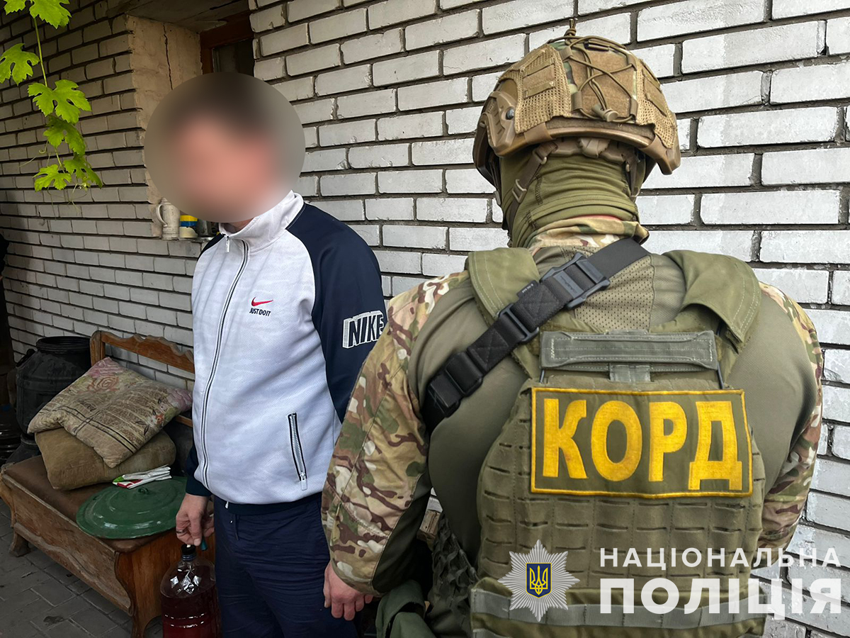У Запоріжжі судитимуть сімох членів злочинної організації: продавали наркотики в обласному центрі