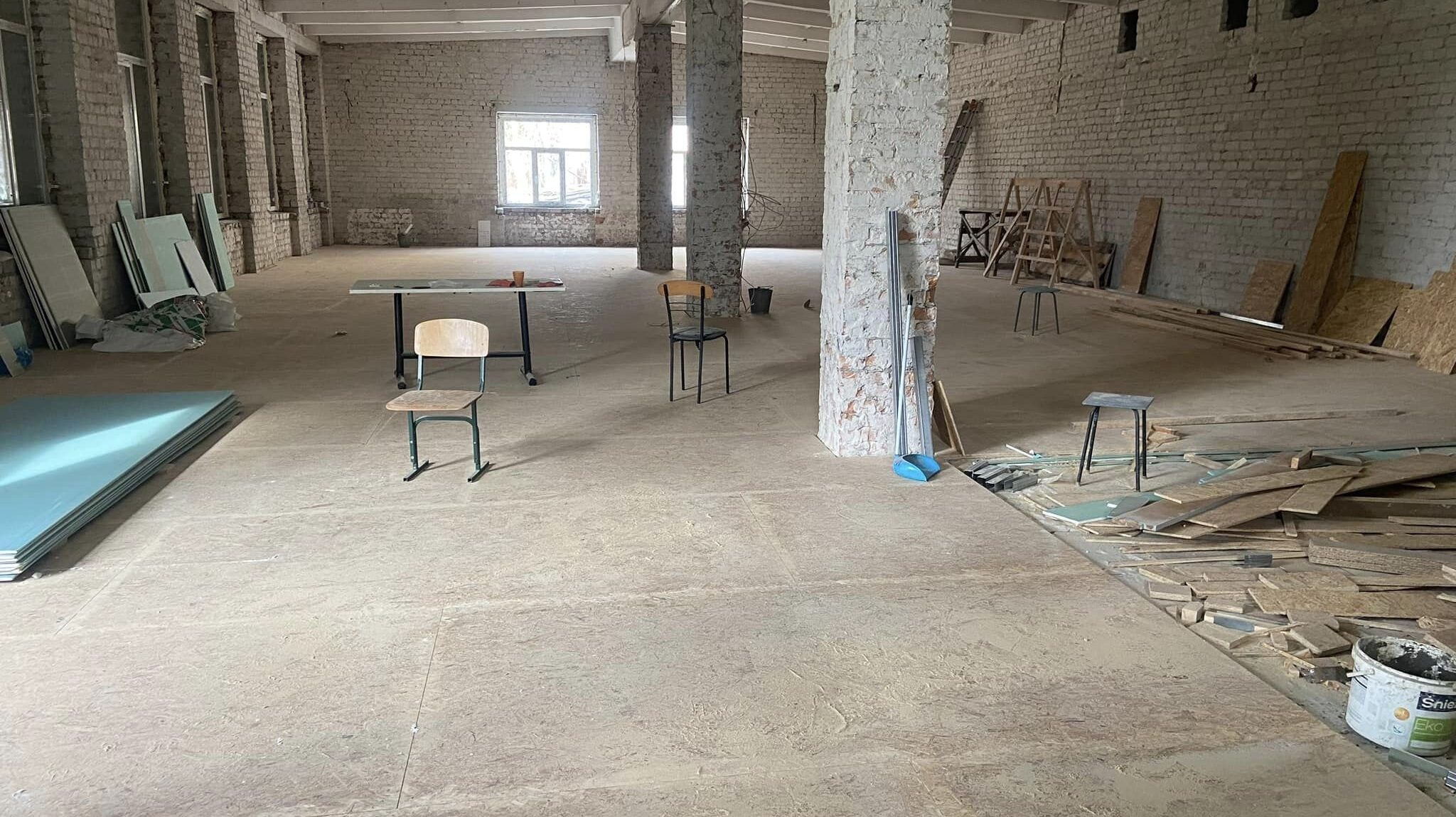 У Запоріжжі продовжують відновлювати академію, яка серйозно постраждала від ворожої атаки