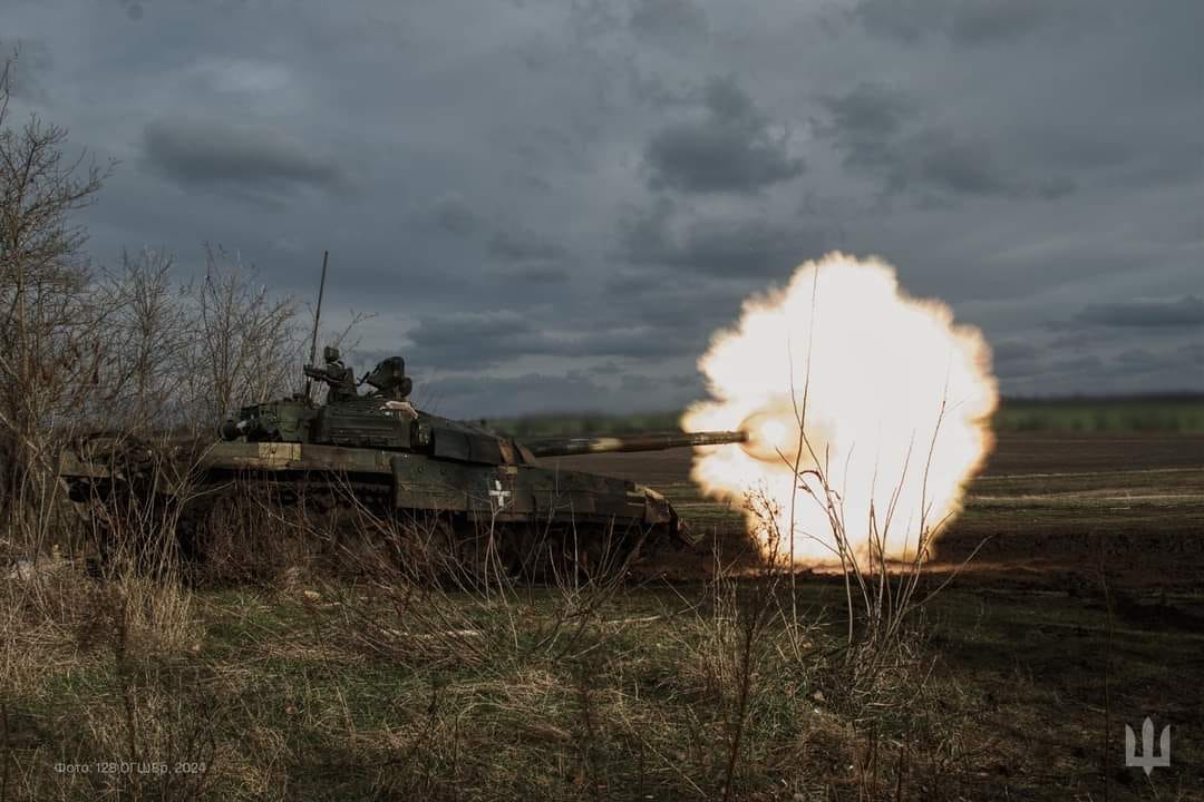 Окупанти тричі за добу атакували українські позиції на Оріхівському напрямку: використовували авіацію 