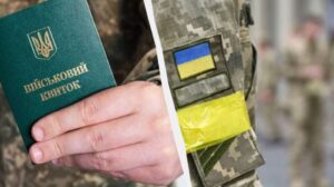 У Запоріжжі невідомі намагалися підпалити Шевченківський ТЦК: кинули «коктейлі Молотова»