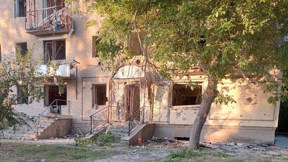 Гатять з авіації, РСЗВ та атакують безпілотниками: ворог завдав понад 450 ударів за добу по Запорізькій області