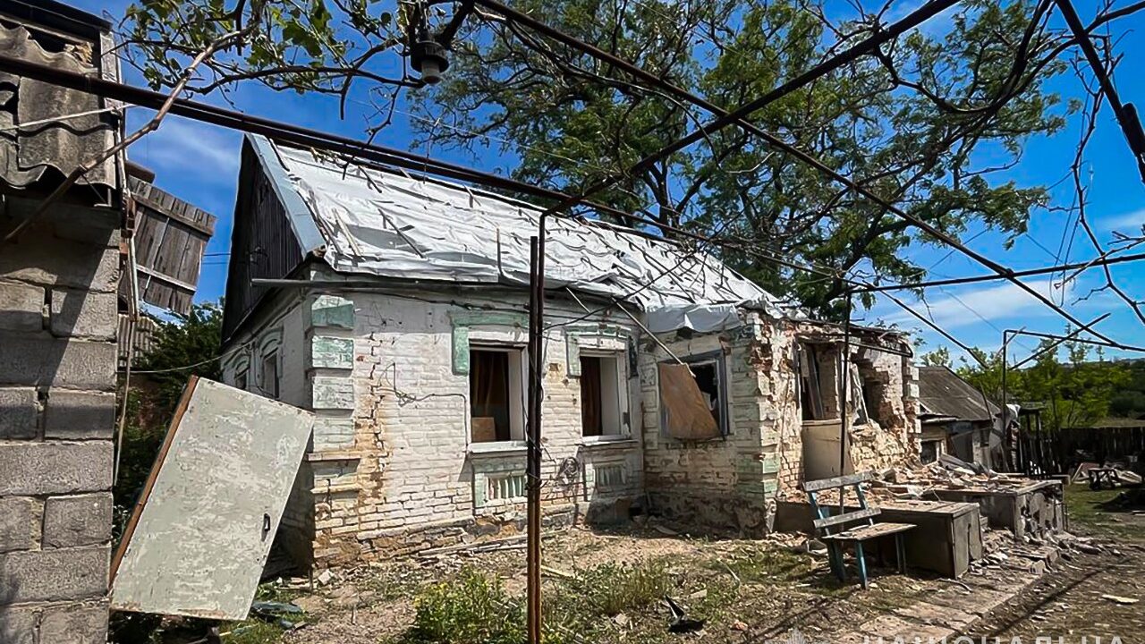 Зруйновано житло людей: наслідки ворожих ударів по Запорізькій області, - ФОТО