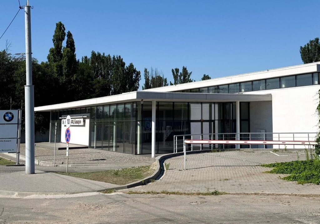 Від ескізу до реальності: як Михайло Фрідлянд спроєктував найбільший автосалон «БМВ» на півдні України