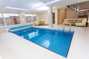 Нагрівачі для басейну: купайтеся в теплій воді цілий рік