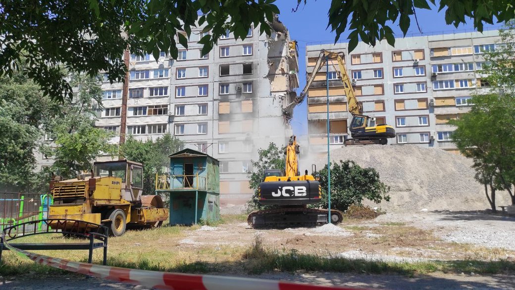 В Запорожье генподрядчик остановил восстановление трех полуразрушенных многоэтажек: с ними разрывают договор
