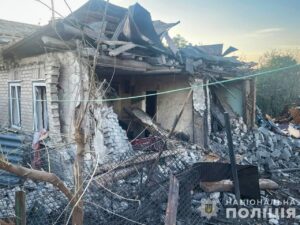 Одна людина загинула, шестеро постраждалих: у поліції розповіли про наслідки повторного ракетного удару по Запоріжжю, – ФОТО