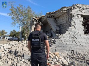 Ракетні та авіаційні обстріли Запоріжжя розслідують як порушення законів та звичаїв війни, — ФОТО