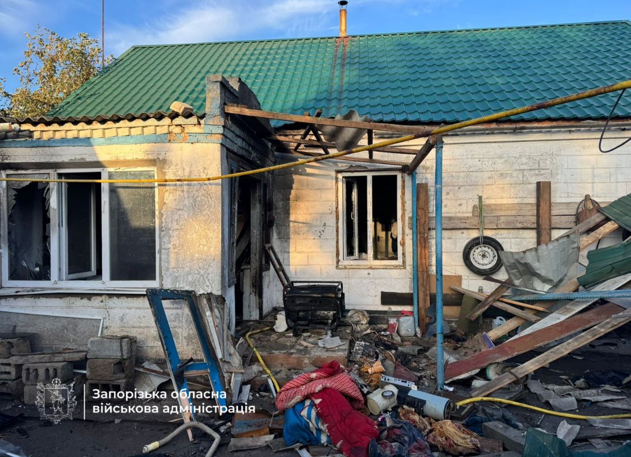 У четвер окупанти 326 разів обстріляли Запорізьку область: завдали 20 ударів з авіації