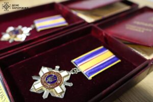 Орденами «За мужність» посмертно нагородили двох рятувальників з Запорізької області, — ФОТО