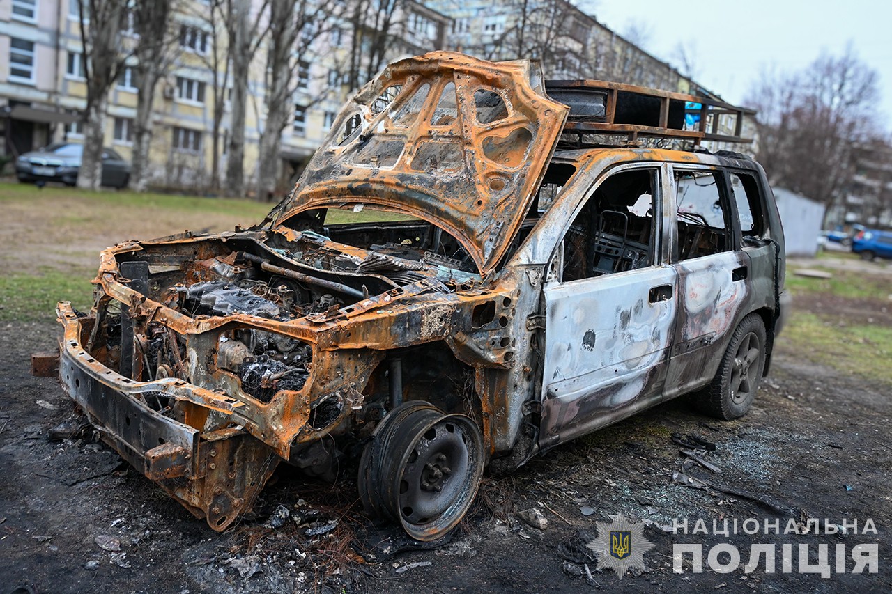 Поджигали авто военных: в Запорожье задержали трех молодых людей, работавших на россиян, — ФОТО