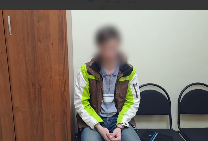 В Запорожской области оккупанты задержали мужчину, который якобы донатил «Азову»: обвиняют в «финансировании терроризма», — ВИДЕО