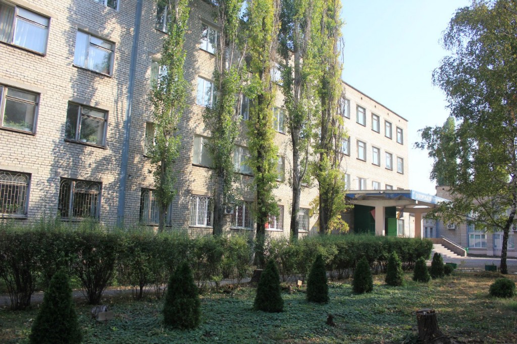 К Запорожскому медколледжу присоединили два релокированных учебных заведения: подробности