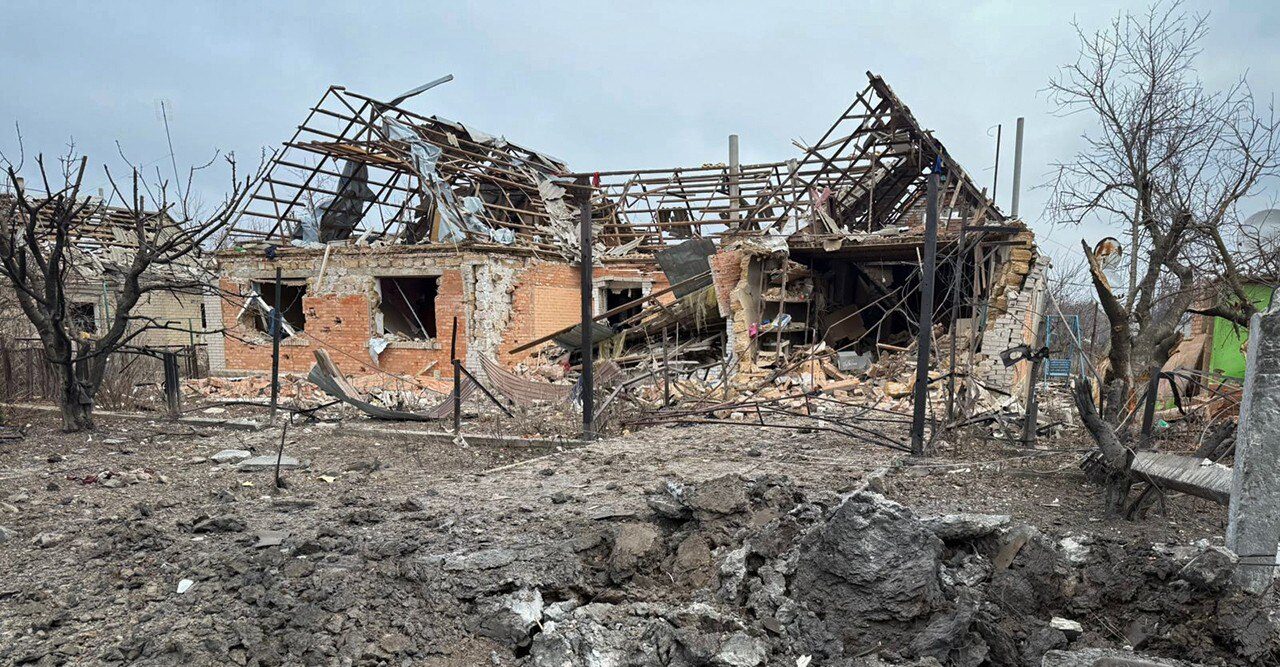 Часть домов полностью разрушена: последствия российских ударов по Запорожской области 21 января, - ФОТО