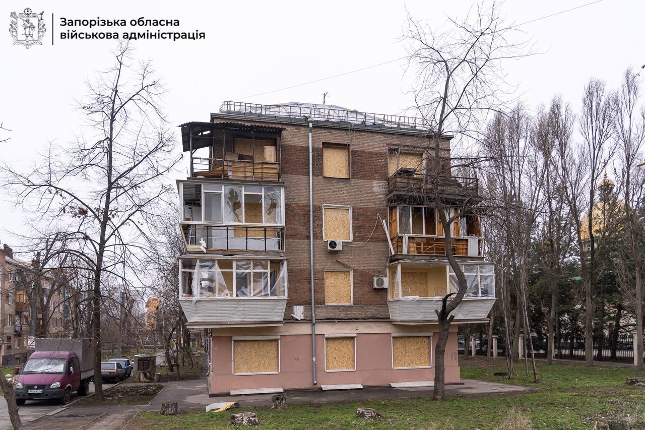 В Запорожье из-за обстрелов пострадало более тысячи многоэтажек: четверть от общего количества в городе