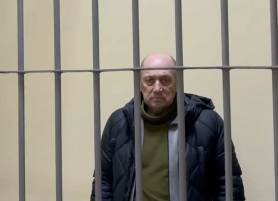 Окупаційний суд ухвалив вирок 73-річному жителю Запорізької області: пенсіонера звинуватили в тому, що він перераховував гроші на ЗСУ