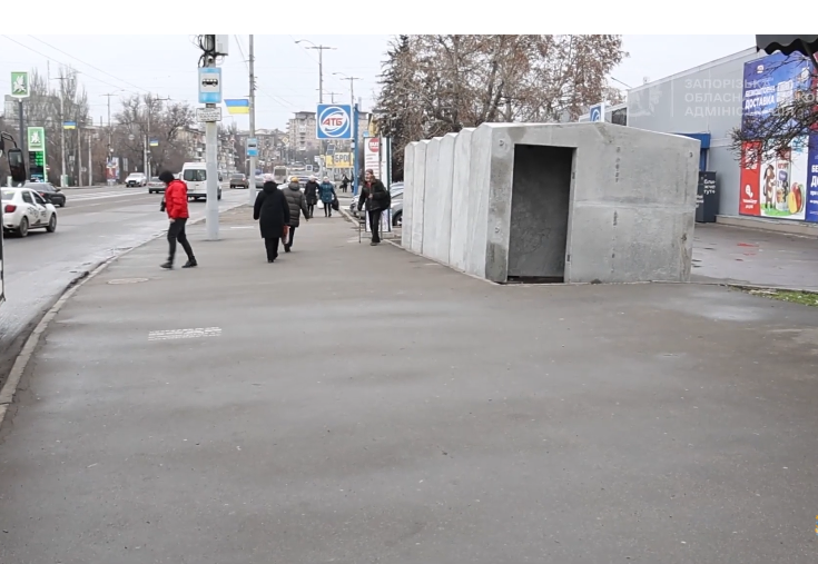 В Запорожье установили 10 модульных железобетонных укрытий: к концу февраля установят еще семь