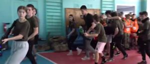 В Запорізькій області окупанти провели військово-спортивні змагання в школі із залученням Росгвардії