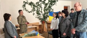 Орденом «За мужність» посмертно нагородили захисника з Вільнянська: нагороду передали вдові та батькам воїна