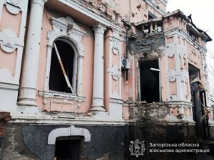 Під вогнем були 13 населених пунктів: ворог завдав 407 ударів по Запорізькі області