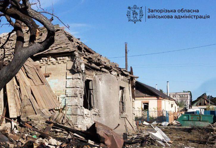 Поранено мирного мешканця: ворог завдав 461 удар по Запорізькій області