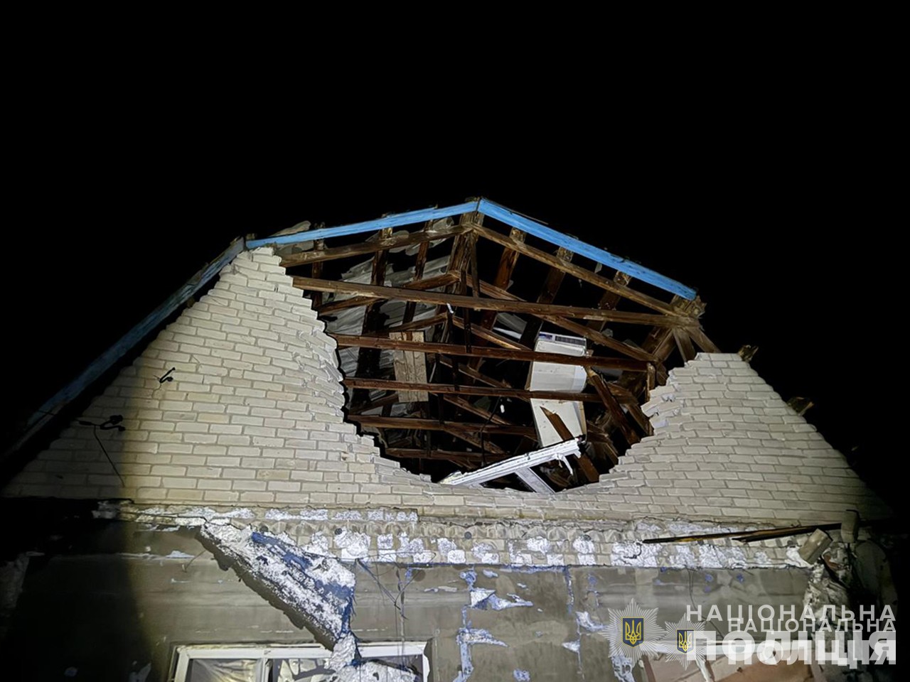 Пошкоджено будинки, гаражі та поранено люди: наслідки ворожих ударів по Запорізькій області 31 березня, — ФОТО