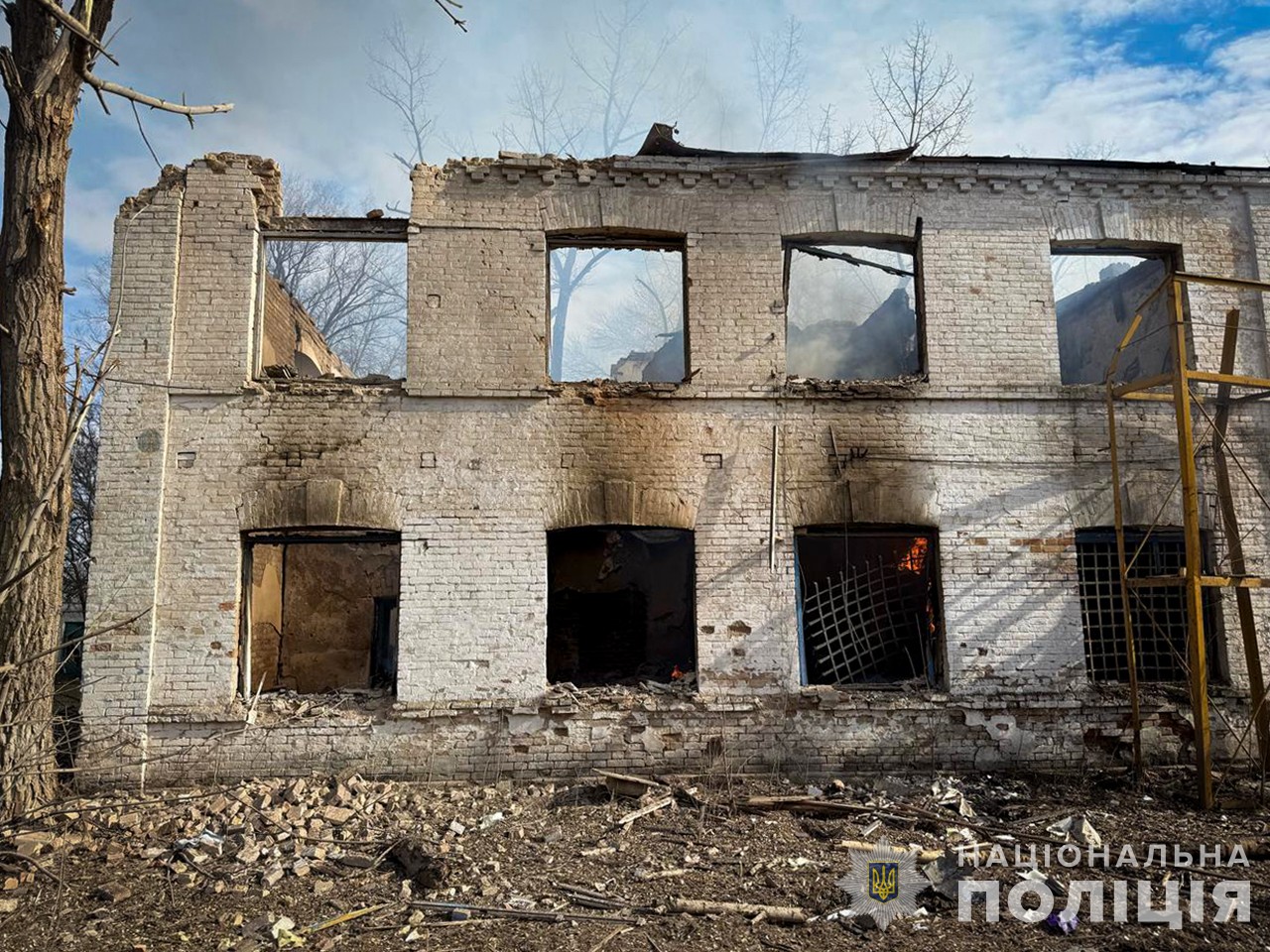 Пошкоджено оселі людей: наслідки ворожих ударів по Запорізькій області 4 квітня, — ФОТО