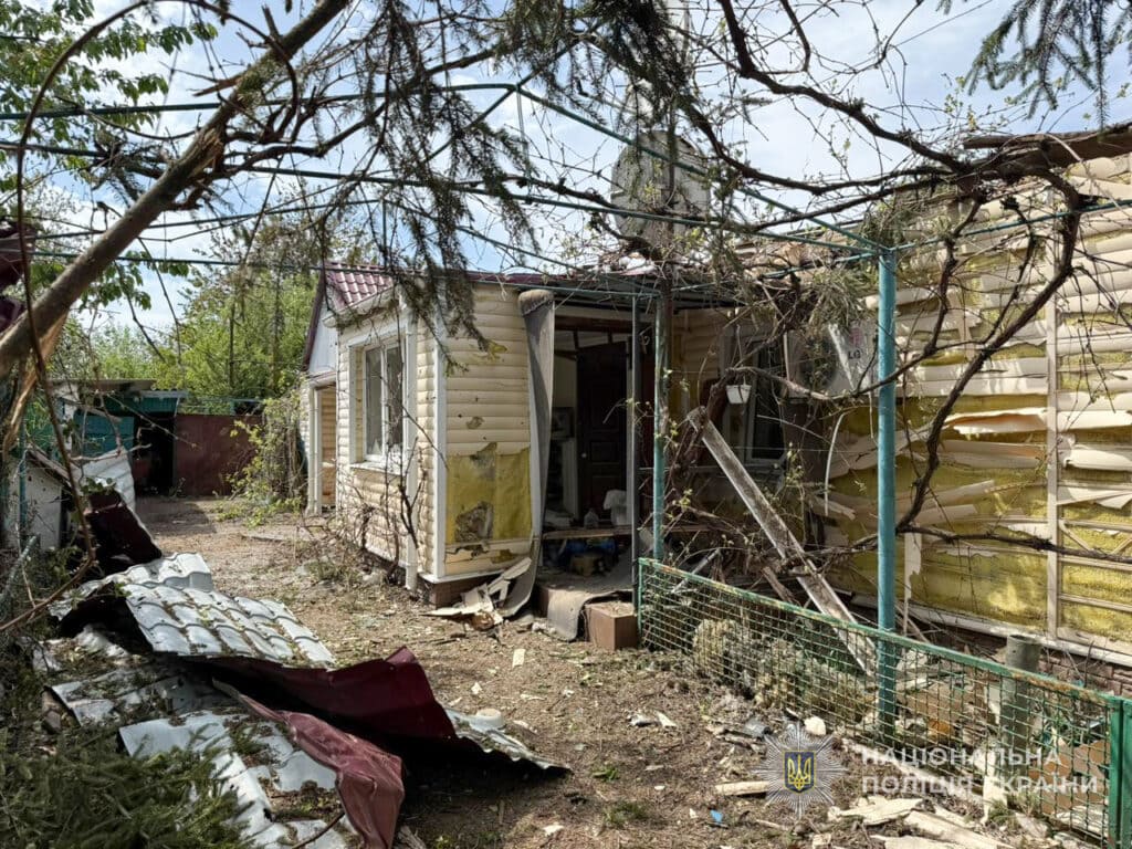 Зруйновано приватні будинки: наслідки російських ударів по Запорізькій області 20 травня, — ФОТО