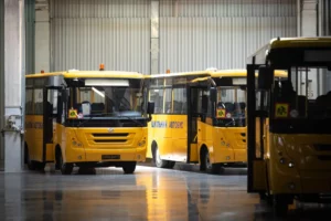 Уничтожен цех и опытный автобус: «ЗАЗ» продолжает работу после вражеского обстрела и выпускает продукцию, — ФОТО