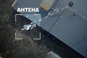 Сили безпілотних систем за допомогою дрона підірвали ворожий зв’язок на Запоріжжі, — ВІДЕО