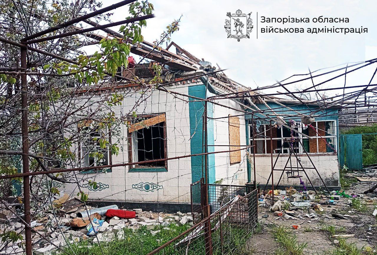 Два человека получили ранения: россияне нанесли 494 удара по Запорожской области