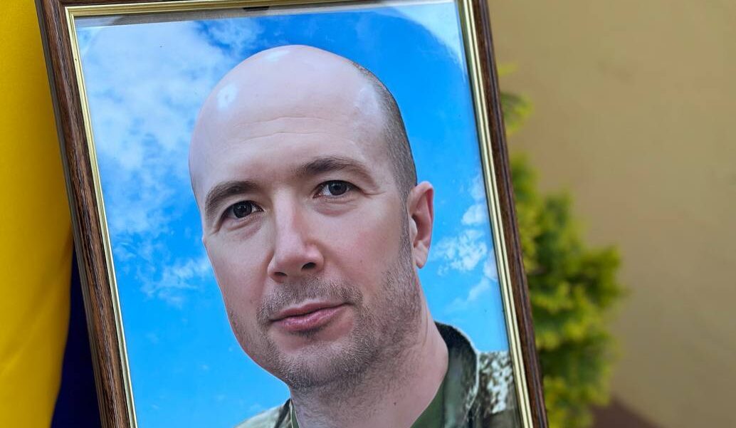 Кушугумська громада провела в останню путь захисника Сергія Пантєлєєва, який довгий час вважався зниклим безвісти, — ФОТО