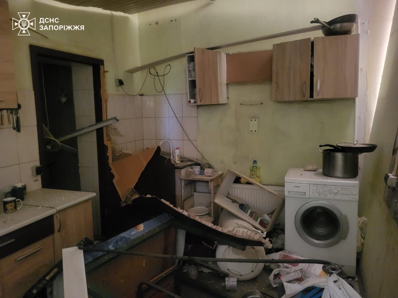 В результате российских обстрелов Запорожской области повреждена пожарно-спасательная часть, — ФОТО