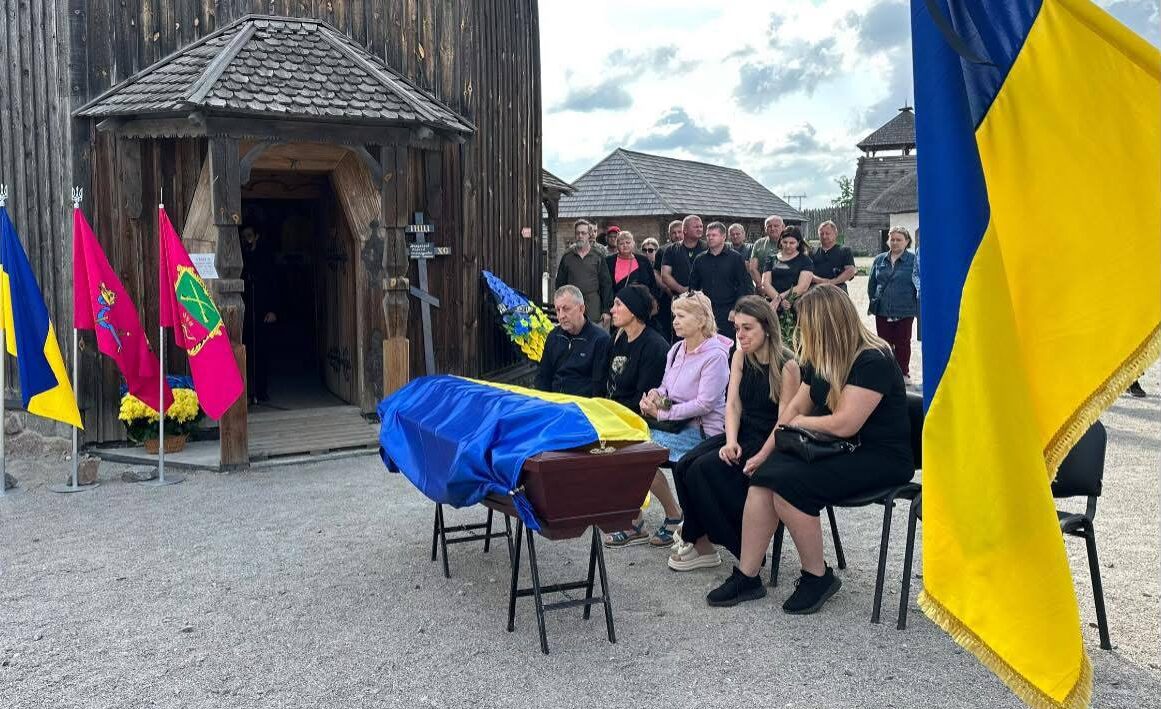 Защищал Курское и Запорожское направления: на Хортице провели в последний путь бойца Сергея Мерзлякова, — ФОТО