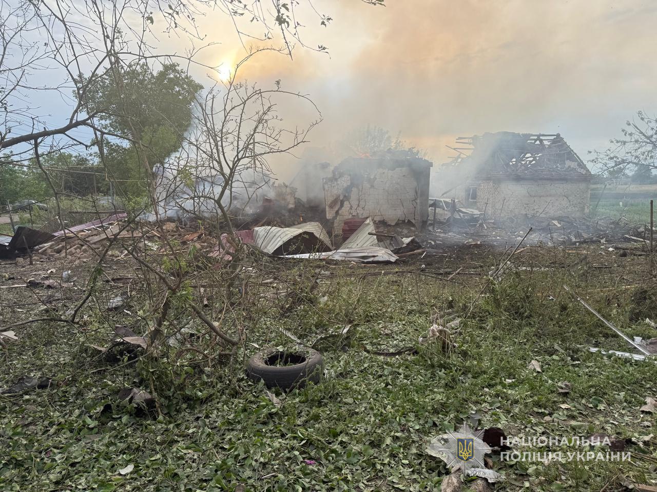 Ворог вдарив по Запорізькій області 343 рази, поранена жінка: наслідки ворожих обстрілів 20 червня, — ФОТО