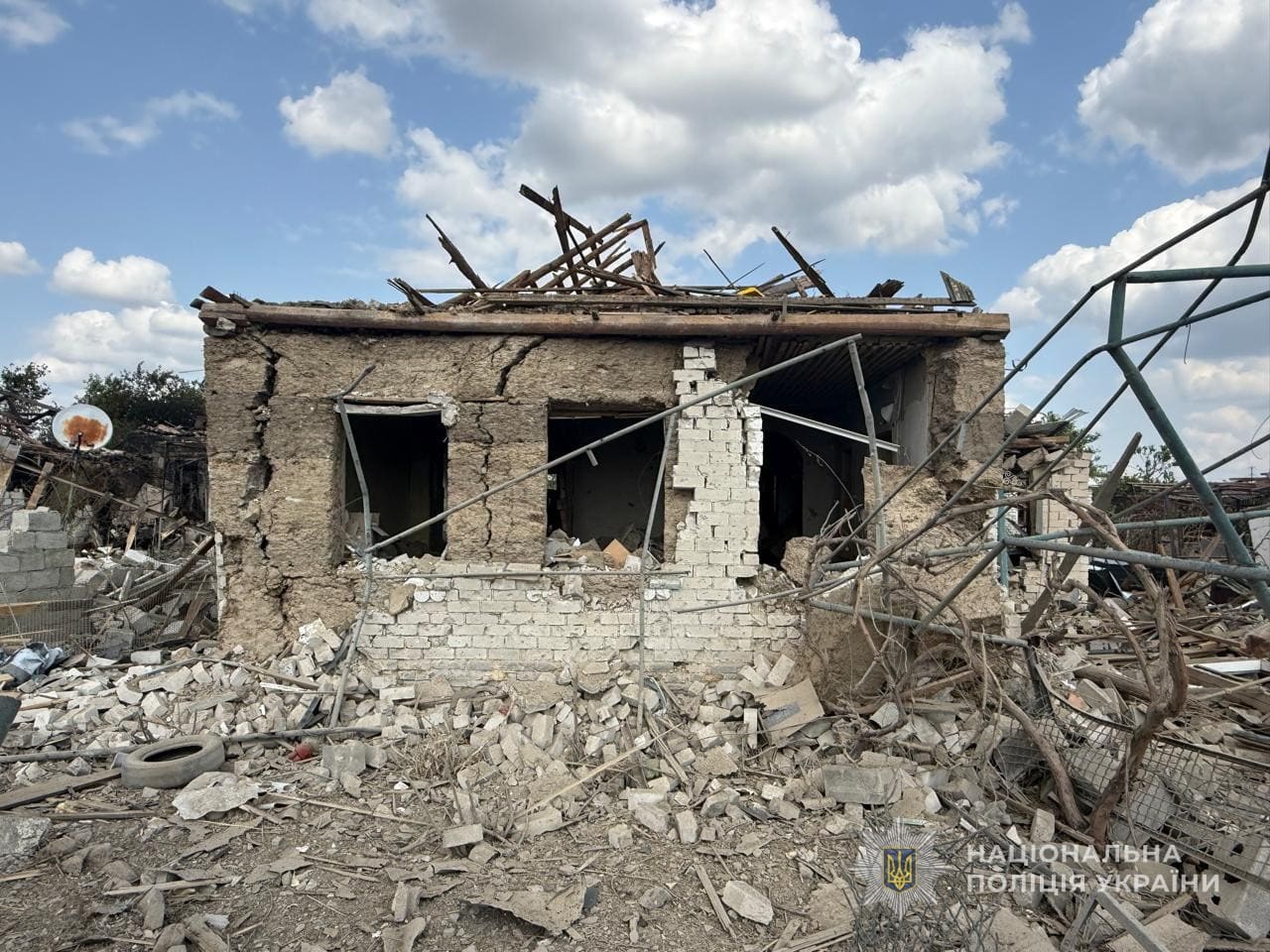 Знищено майно людей: наслідки ворожих ударів по Запорізькій області 23 червня, — ФОТО