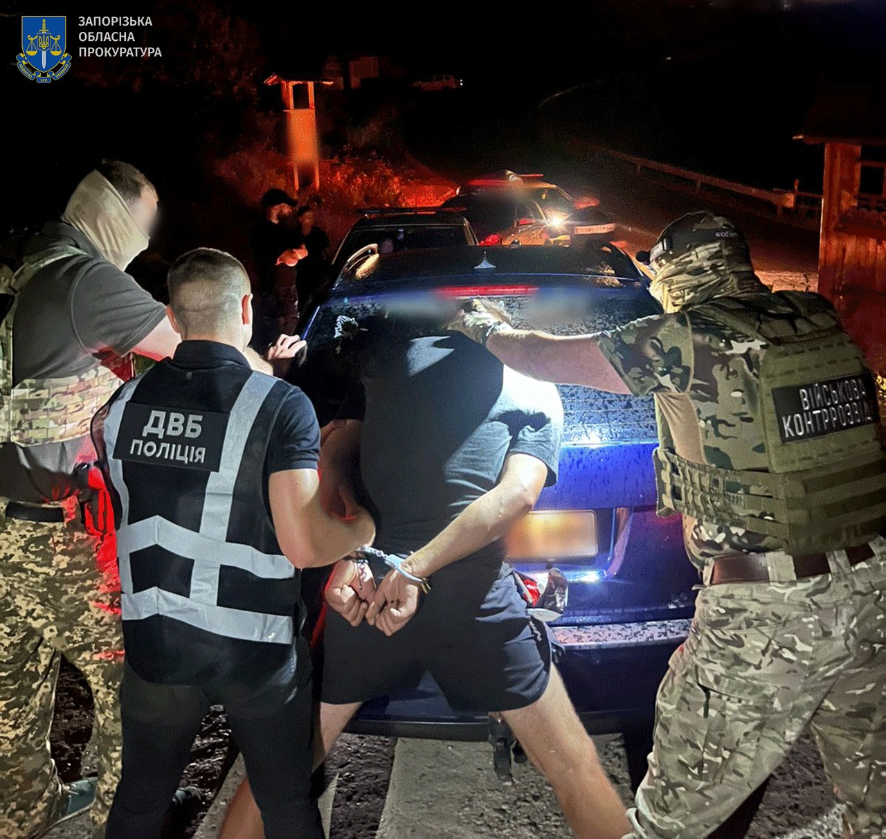 Правоохоронці затримали посадовця ДСНС із Запорізької області, який за 19 тис доларів намагався переправити військовозобов’язаного за кордон 