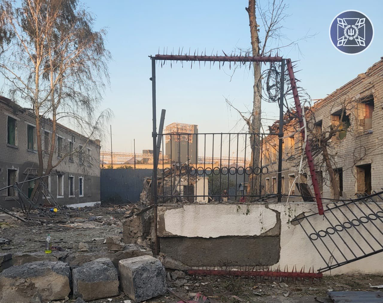 Удар авіабомбами по колонії у Запорізькій області: зросла кількість загиблих та постраждалих, стали відомі масштаби руйнувань, — ФОТО