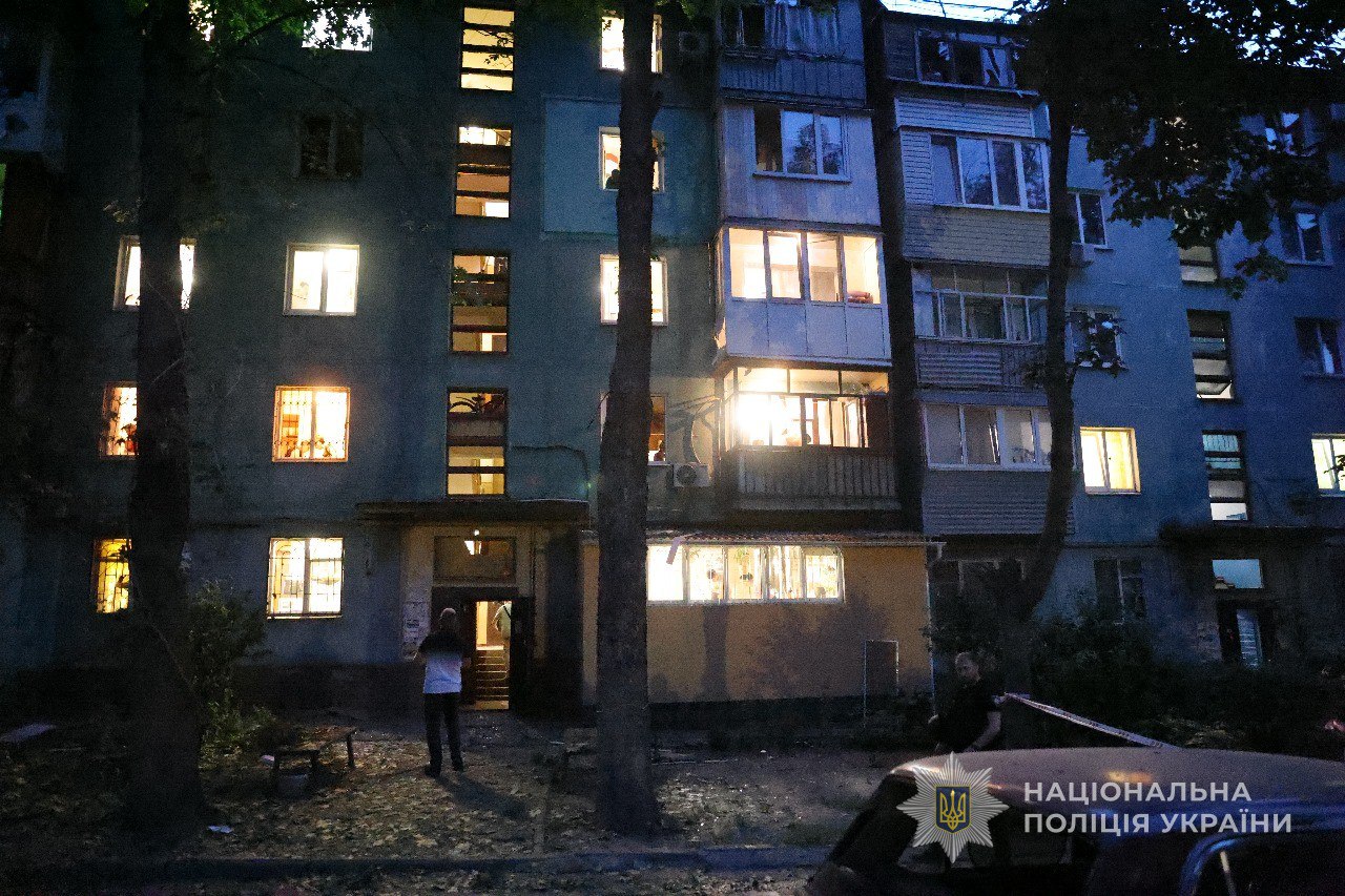 Враг ударил по Запорожской области более 400 раз за сутки, ранен ребенок: последствия вражеских попаданий 15 июля, — ФОТО