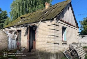 Обстріли Запорізької області: поранення отримала 43-річна жінка