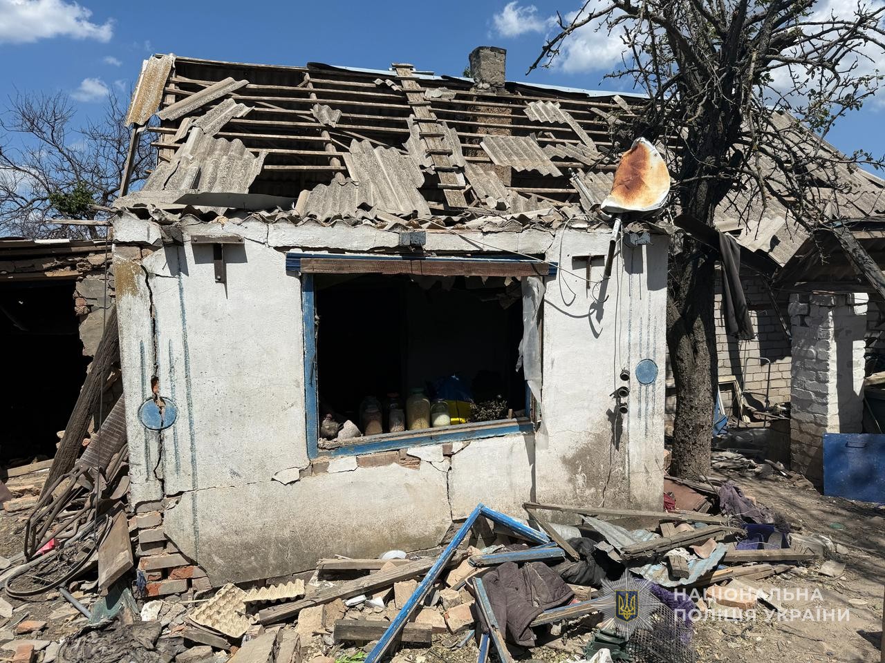 Повреждены больницы и дома: последствия российских попаданий по Запорожской области 26 июля, — ФОТО