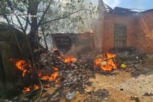 У двох районах Запорізької області сталося одинадцять пожеж через удари російської армії: палали будинки, — ФОТО
