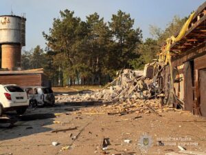 ФАБи влучили по заміському клубу: поліція відкрила провадження за фактом авіаударів по Запорізькому району, — ФОТО