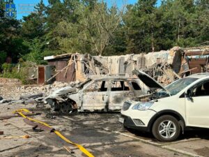 Ранковий удар по Запорізькому району: били з авіації по Біленьківській територіальній громаді, — ФОТО