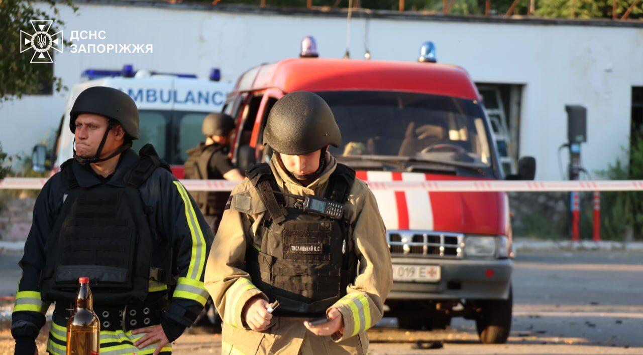 Допомога знадобилася 17-річному хлопцю: у Запоріжжі вкотре збільшилася кількість постраждалих від російського удару 10 серпня