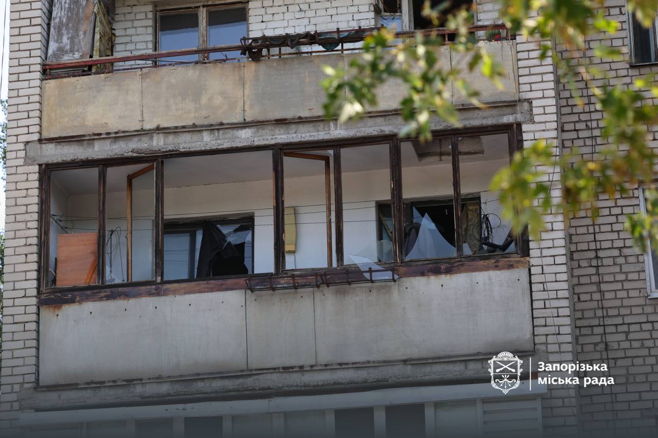 Стало известно, сколько домов повреждено в результате российского ракетного удара по Запорожью